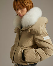 Load image into Gallery viewer, Puffer Jacket Cotton Blended/Fox Trimming - Sable/Ivoire