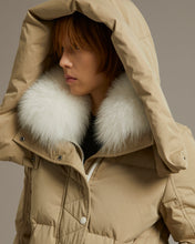 Load image into Gallery viewer, Puffer Jacket Cotton Blended/Fox Trimming - Sable/Ivoire