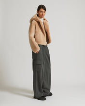 Load image into Gallery viewer, Jacket Ironed Merinos Lamb - Quartz