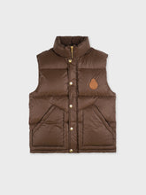 Load image into Gallery viewer, Crown Puffer Vest - Chocolate | Hong Kong