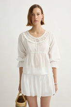 Load image into Gallery viewer, Danielle Blouse - Vintage White