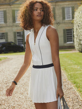 Load image into Gallery viewer, Downing Court Dress 31.5 - White