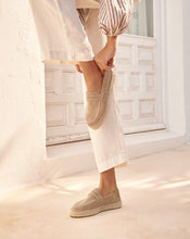 Load image into Gallery viewer, Suede Boat-Shoes Hamptons Vi - Vintage Taupe