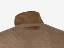 Load image into Gallery viewer, Explorer Vest Knitwear - Oyster
