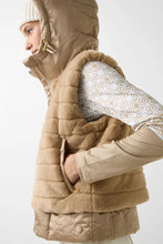Load image into Gallery viewer, Yumi-D Outdoor Vests - Beige 770
