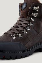 Load image into Gallery viewer, Helsinki 5B Boots - Brown