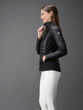 Load image into Gallery viewer, Banff Padded Mid layer – Noir