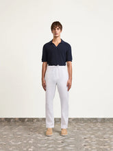 Load image into Gallery viewer, Oscar Linen Chinos - White
