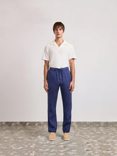 Load image into Gallery viewer, Oscar Linen Chinos - Navy Blue
