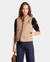 Load image into Gallery viewer, Vendome Quilted Vest  - Beige Chocolate
