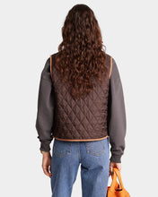 Load image into Gallery viewer, Vendome Quilted Vest  - Chocolate Tan
