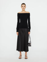 Load image into Gallery viewer, Shoulderless Cashmere Dress  - Black
