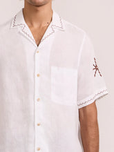 Load image into Gallery viewer, Alves Linen Shirt S/S Sol E Mar Embroidery - White

