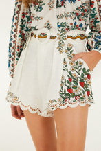 Load image into Gallery viewer, Fruit Beauty Richelieu Shorts - Off-White
