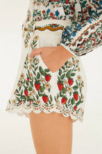 Load image into Gallery viewer, Fruit Beauty Richelieu Shorts - Off-White
