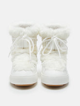 Load image into Gallery viewer, Ltrack Low White Faux-Fur Boots
