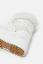 Load image into Gallery viewer, Ltrack Low White Faux-Fur Boots
