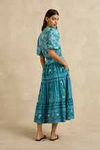 Load image into Gallery viewer, Anyeta Dress Sdb - Daisy-blue

