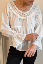 Load image into Gallery viewer, Danielle Blouse - Vintage White

