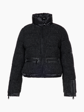Load image into Gallery viewer, Chamonix Ski Jacket  - Black
