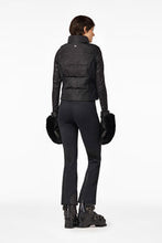 Load image into Gallery viewer, Chic Bodywarmer Faux  - Black
