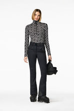 Load image into Gallery viewer, Cuori Ski Pully  - Cuori Blac
