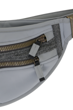 Load image into Gallery viewer, Frauenschuh Beltbag-S Stone - Detail | Hong Kong
