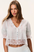 Load image into Gallery viewer, Maurelle Top - Eau De Nil
