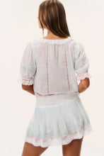 Load image into Gallery viewer, Maurelle Top - Eau De Nil
