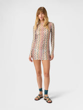 Load image into Gallery viewer, Long Sleeve T-shirt - irregular zig zag

