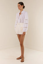 Load image into Gallery viewer, Porto Shorts  - White
