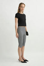 Load image into Gallery viewer, Clover Tee - Black
