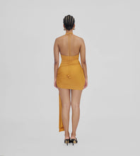 Load image into Gallery viewer, Pestagua  - Mustard Yellow
