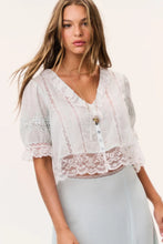 Load image into Gallery viewer, Maurelle Top - Eau De Nil
