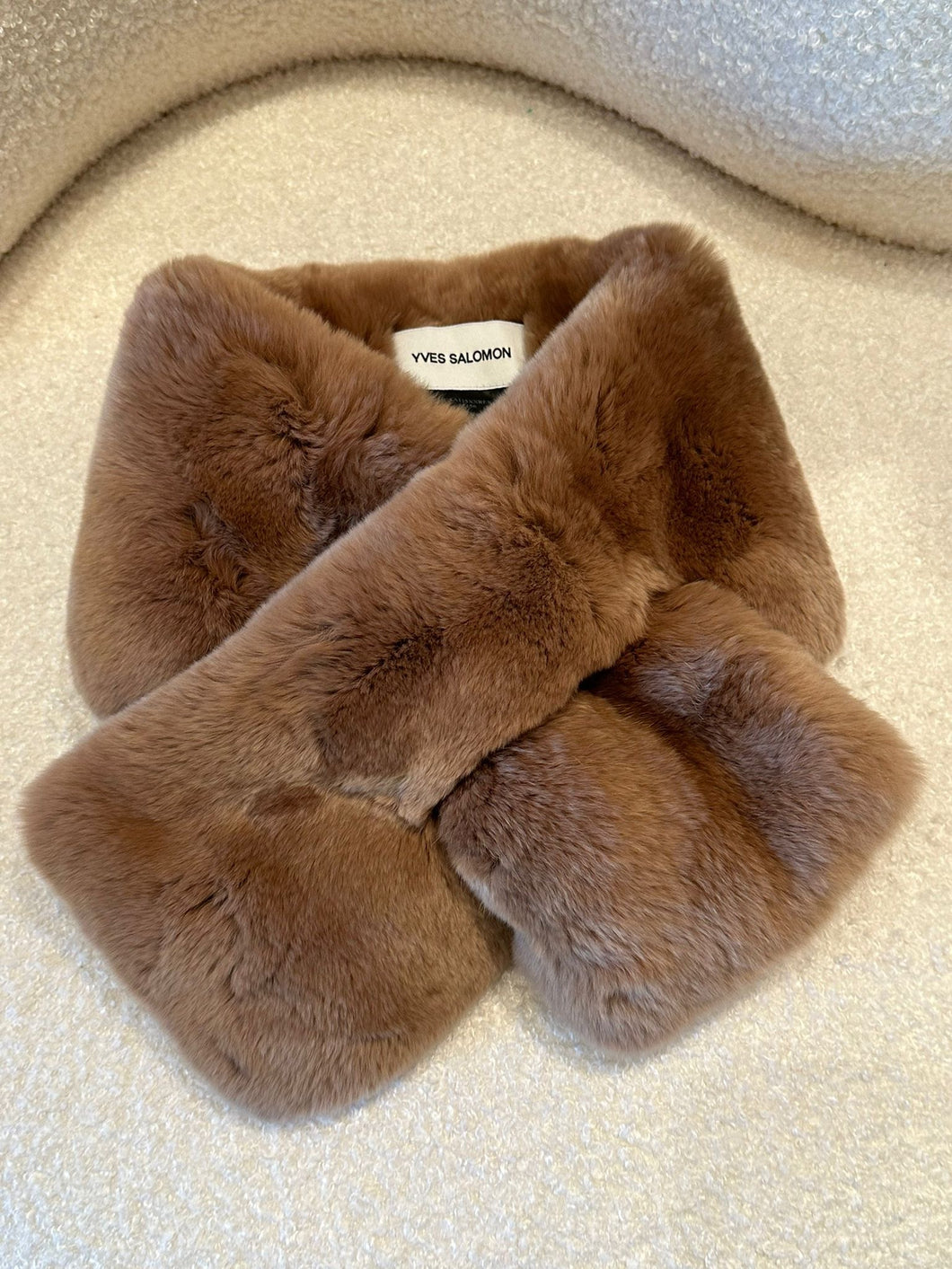 Scarf Rex Rabbit  - Madeleine