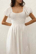 Load image into Gallery viewer, Sunniva Midi Dress - White
