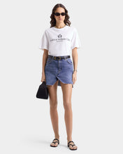 Load image into Gallery viewer, H&amp;W Crest T-Shirt  - White
