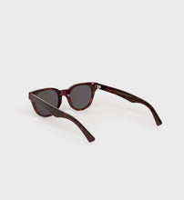 Load image into Gallery viewer, Frame N.02 Sunglasses  - Tortoise/Green Green
