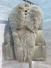 Load image into Gallery viewer, Vest Loro Piana Flannel/Fox - Dune
