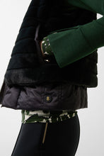 Load image into Gallery viewer, Yumi-D Outdoor Vests - Black 026
