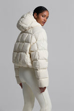 Load image into Gallery viewer, Oza Jacket - Alabaster
