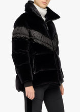 Load image into Gallery viewer, Patrizia Down Jacket - Black
